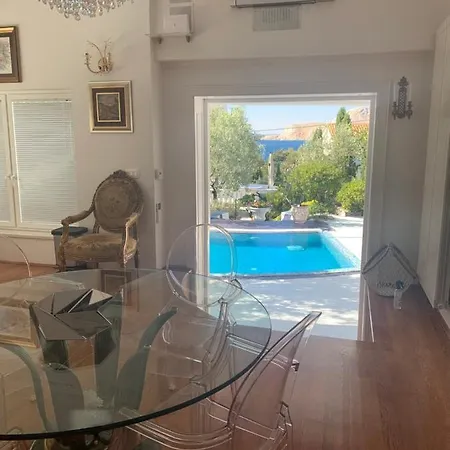 Chanel Villa Baska (Krk)